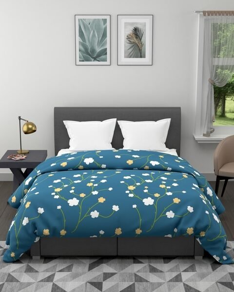BIANCA Blue & Off-White Floral AC Room 120 GSM Double Bed Comforter